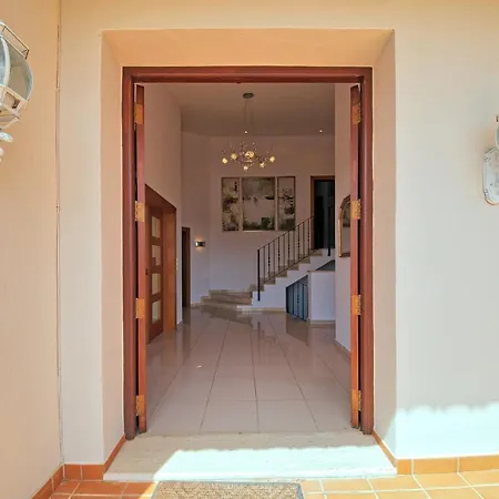 Vila Rafael